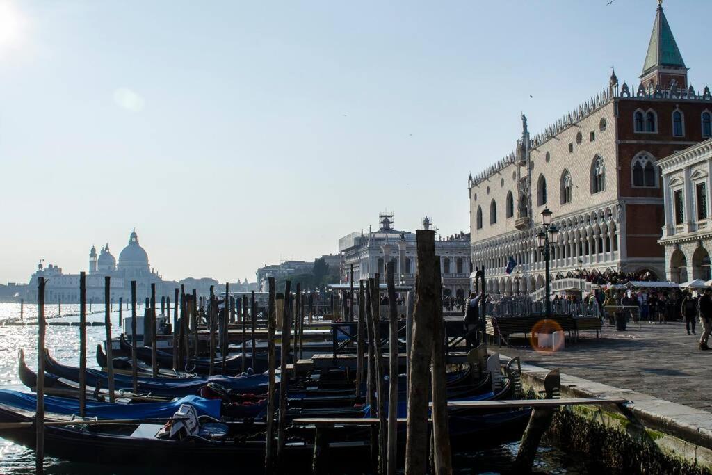 Ca' De Mezo Near San Marco Apartment เวนิส ภายนอก รูปภาพ
